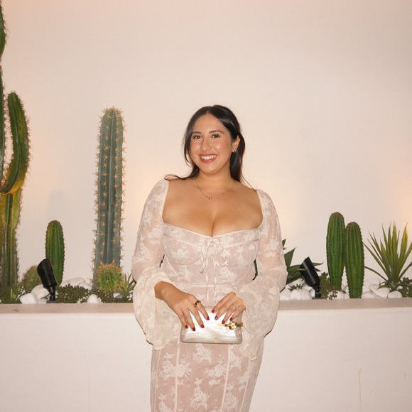 House of CB Delilah Vintage Cream Maxi Dress *bigger cup* - Picture 7 of 10